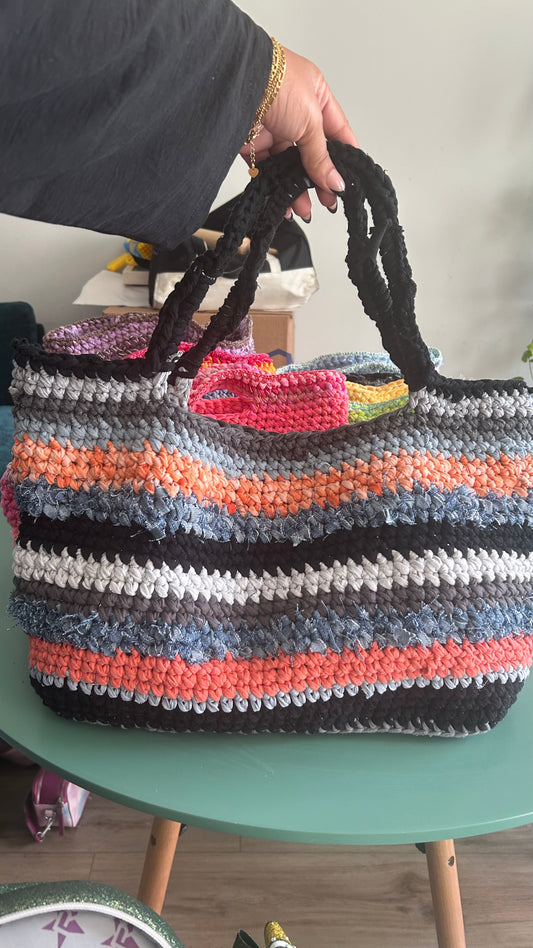 Revival Bag No12: Summers Statement Tshirt crochet bag