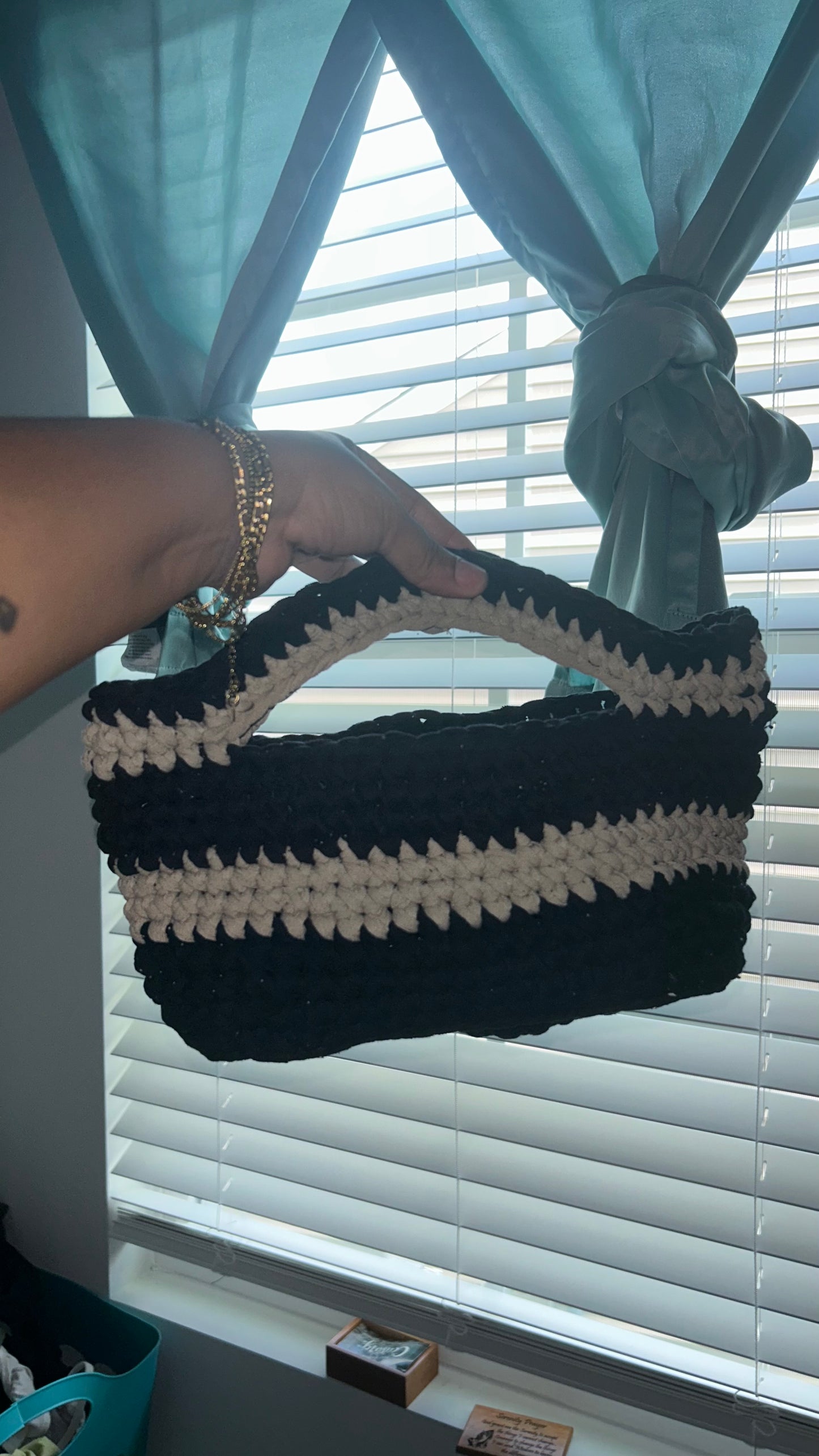Autumn’s Night Tshirt crochet bag