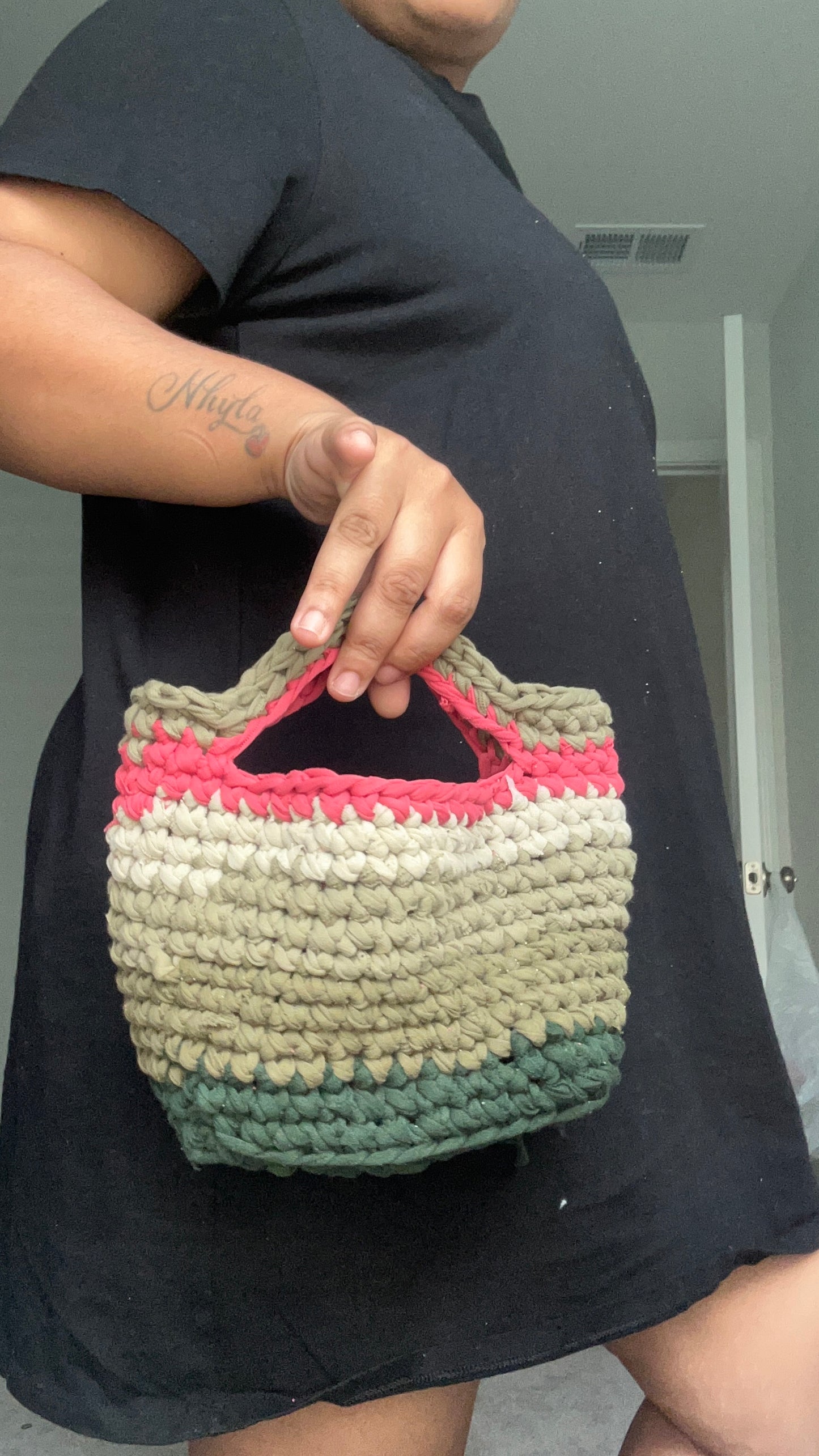 Give me Green Fall Tshirt crochet bag